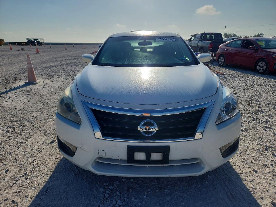 Photo 5 from auction – 2014 NISSAN ALTIMA with VIN 1N4AL3AP8EC153469