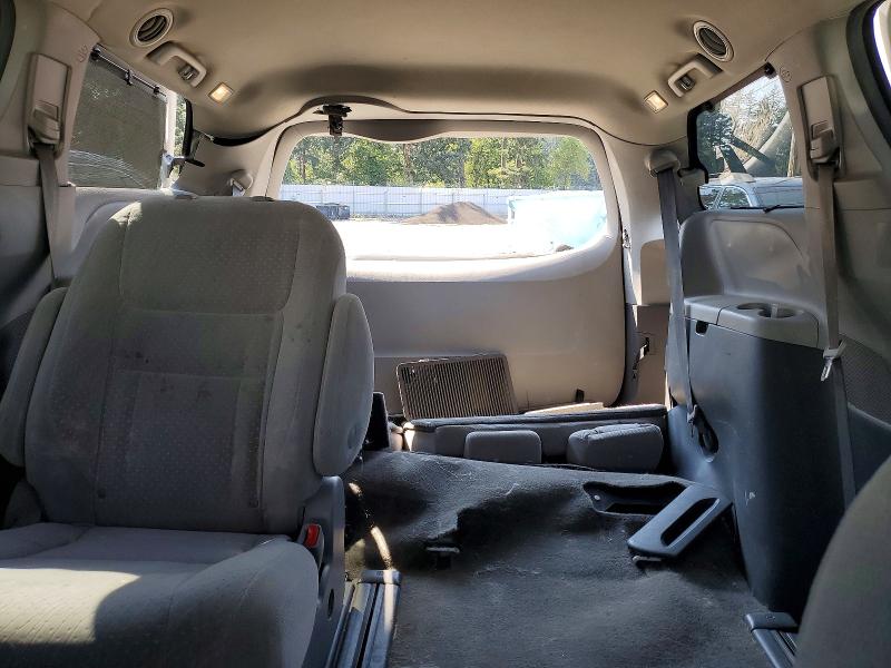 Photo 10 from auction – 2018 TOYOTA SIENNA with VIN 5TDKZ3DC7JS936474