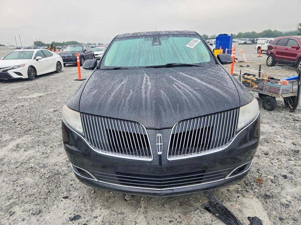 Photo 5 from auction – 2013 LINCOLN MKT with VIN 2LMHJ5AT7DBL56374