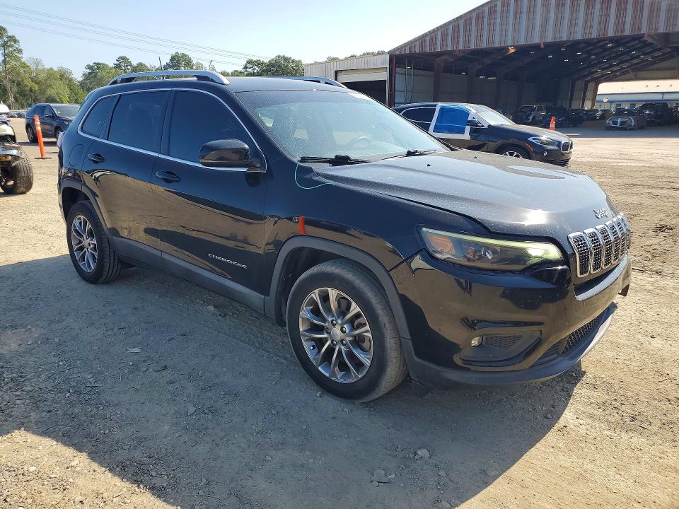 Photo 4 from auction – 2019 JEEP CHEROKEE with VIN 1C4PJLLB2KD332902