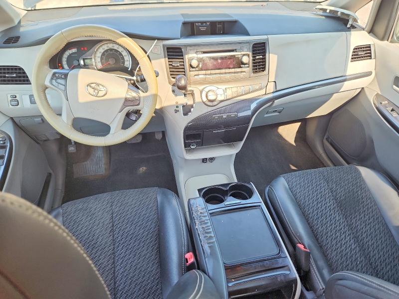 Photo 8 from auction – 2012 TOYOTA SIENNA with VIN 5TDXK3DC0CS239841