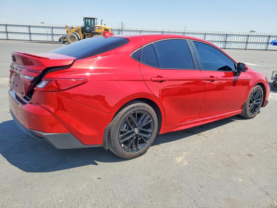 Photo 3 from auction – 2026 TOYOTA CAMRY with VIN 4T1DAACK7TU215613
