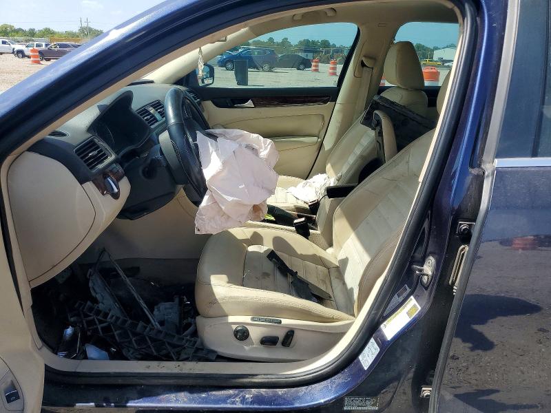 Снимка 7 от търг – 2012 VOLKSWAGEN PASSAT с VIN 1VWCN7A38CC105630