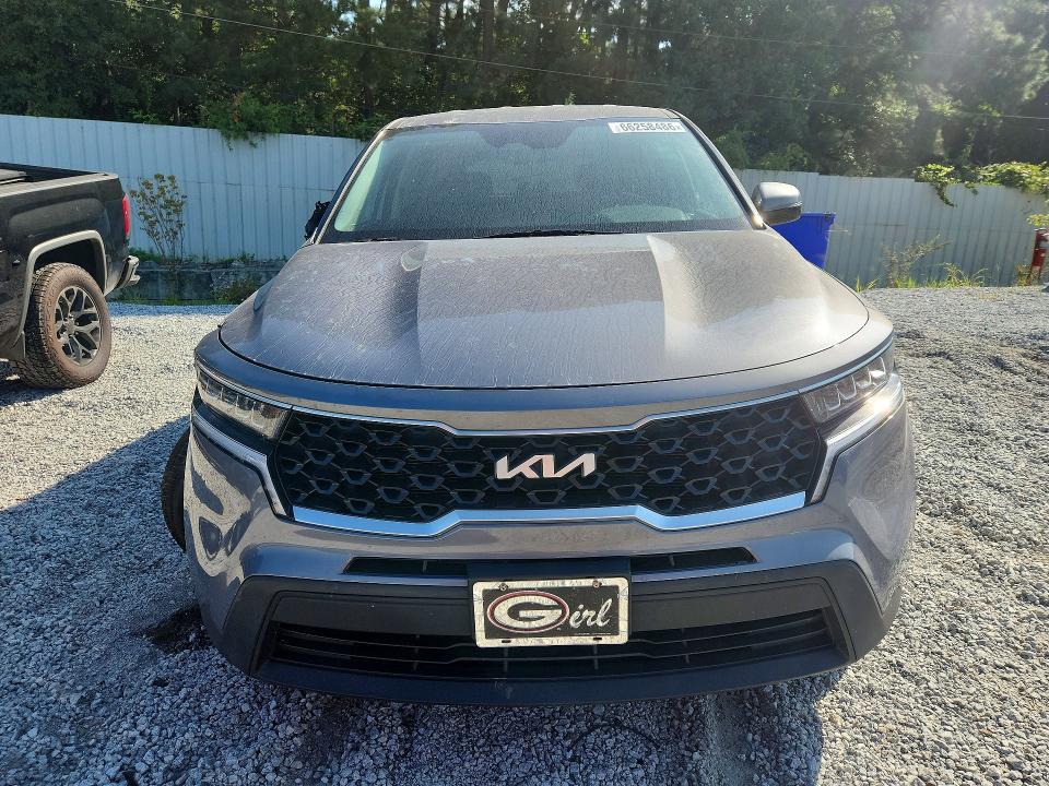 Photo 5 from auction – 2022 KIA SORENTO with VIN 5XYRG4LC4NG076516