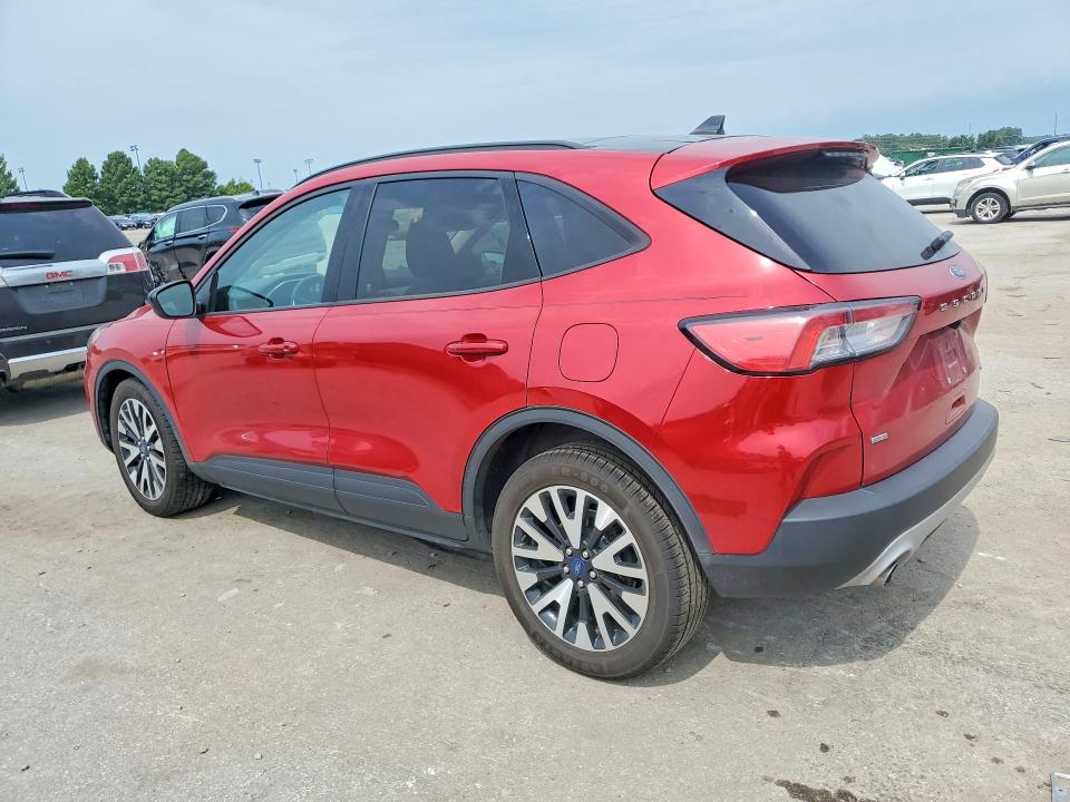 Photo 2 from auction – 2020 FORD ESCAPE with VIN 1FMCU0BZ3LUC08069