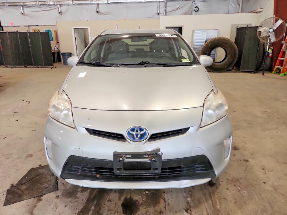 Photo 5 from auction – 2012 TOYOTA PRIUS with VIN JTDKN3DU5C5419560