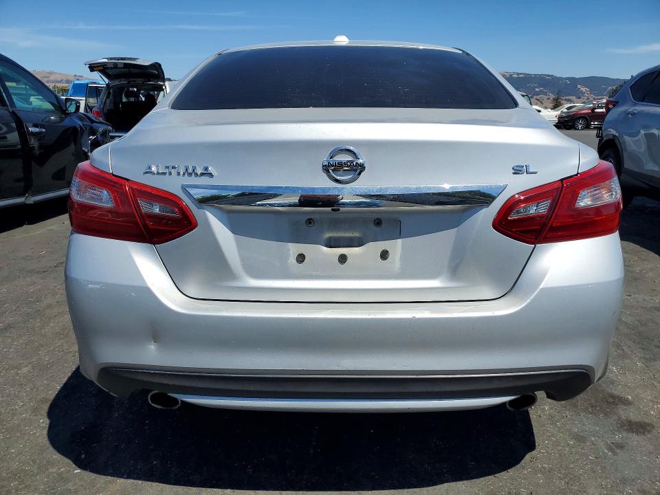 Photo 6 from auction – 2018 NISSAN ALTIMA with VIN 1N4AL3AP0JC215098