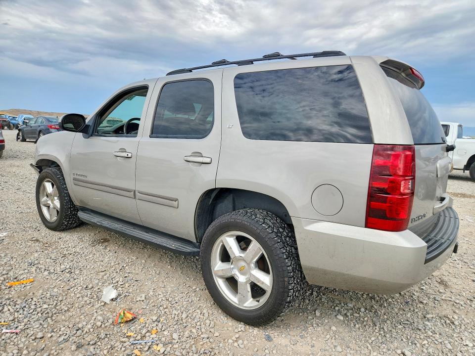 Photo 2 from auction – 2007 CHEVROLET TAHOE with VIN 1GNFK13017J115689