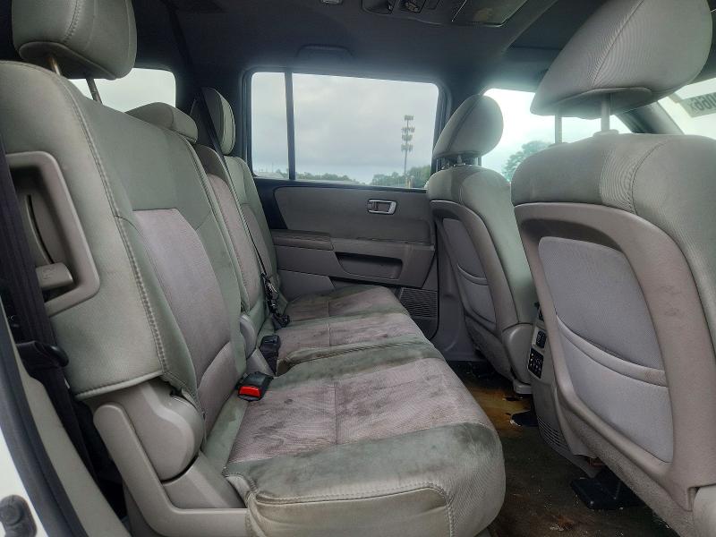 Photo 11 from auction – 2015 HONDA PILOT with VIN 5FNYF4H31FB048575