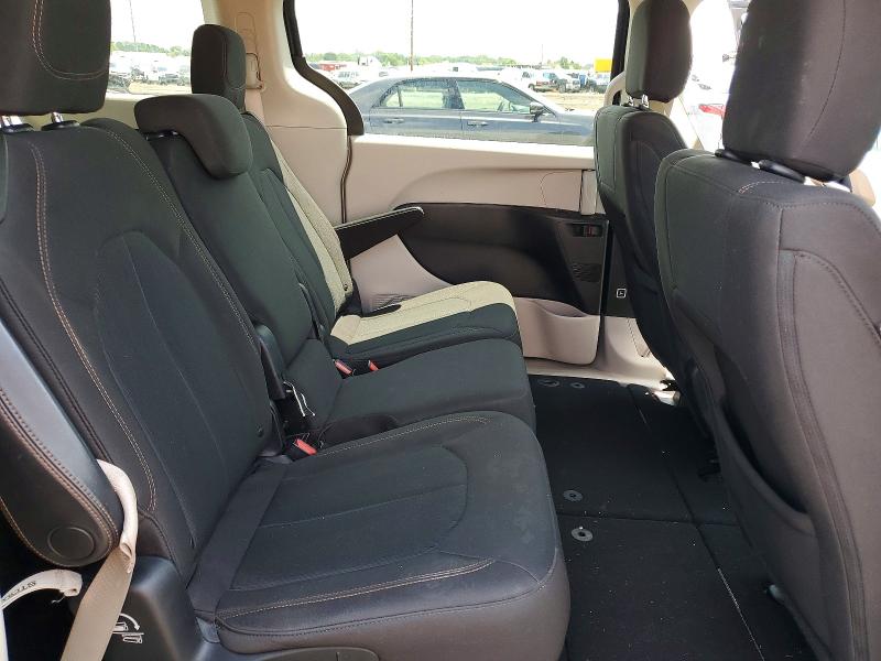 Photo 11 from auction – 2017 CHRYSLER PACIFICA with VIN 2C4RC1DG9HR720183