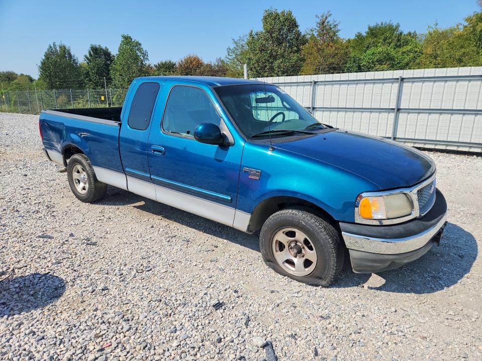 Photo 4 from auction – 2000 FORD F150 with VIN 1FTRX17W0YKA86509