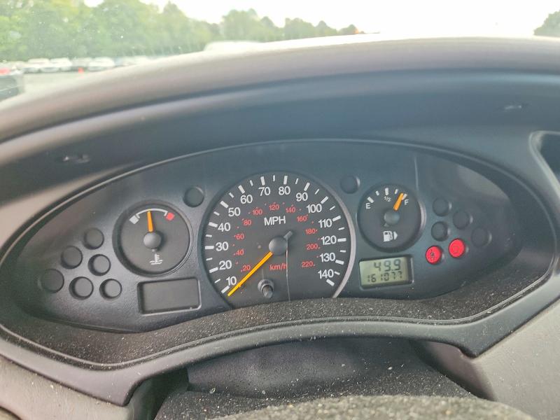 Photo 9 from auction – 2004 FORD FOCUS with VIN 1FAFP33P04W160999