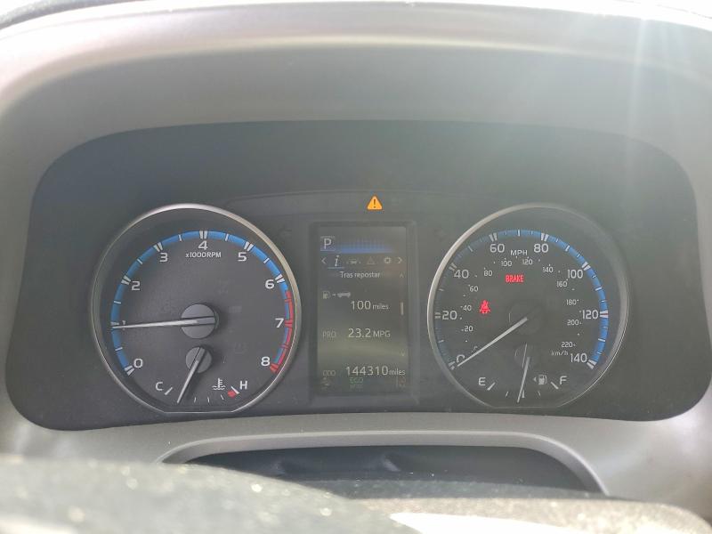 Photo 9 from auction – 2018 TOYOTA RAV4 with VIN 2T3ZFREV4JW474884
