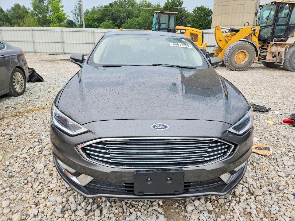 Photo 5 from auction – 2017 FORD FUSION with VIN 3FA6P0T97HR165559