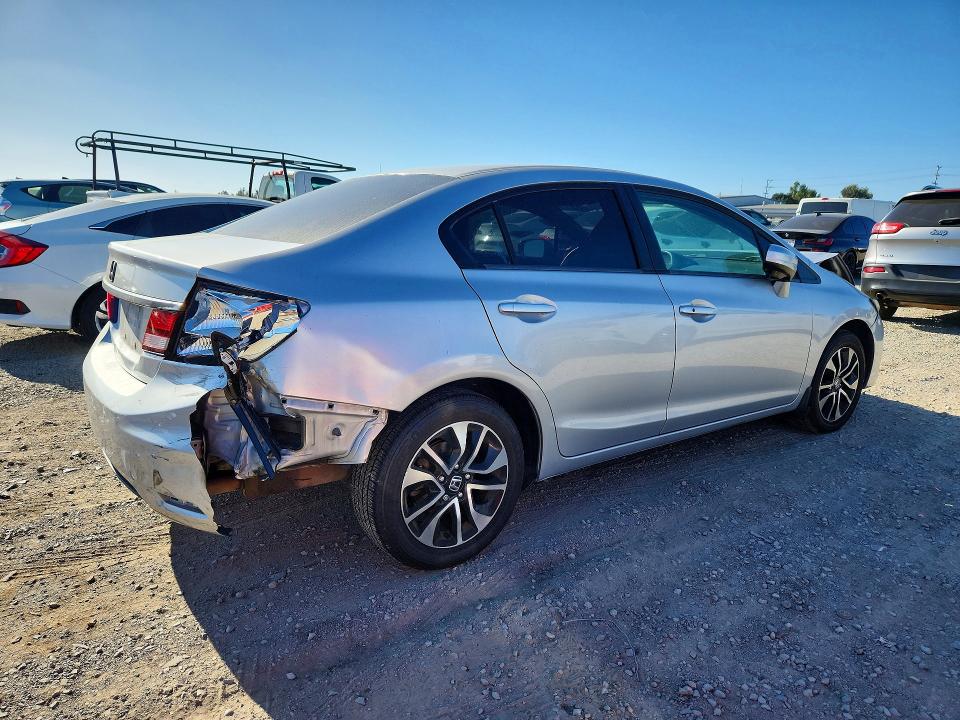 Photo 3 from auction – 2015 HONDA CIVIC with VIN 19XFB2F86FE202662