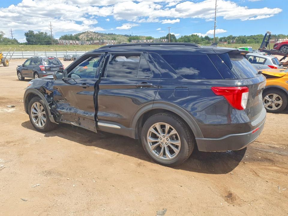 Photo 2 from auction – 2021 FORD EXPLORER with VIN 1FMSK7DH3MGC04473