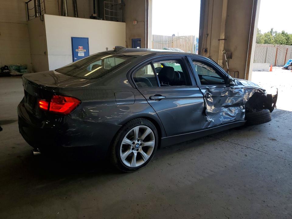 Photo 3 from auction – 2013 BMW 335 with VIN WBA3B9C57DJ437395