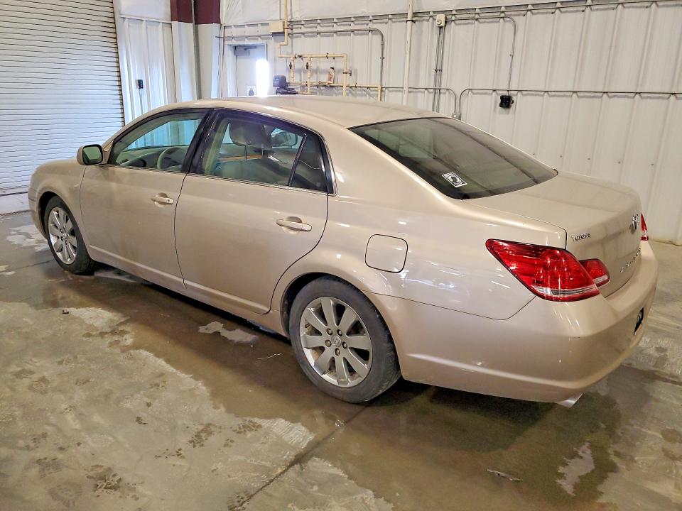 Photo 2 from auction – 2005 TOYOTA AVALON with VIN 4T1BK36B05U038045