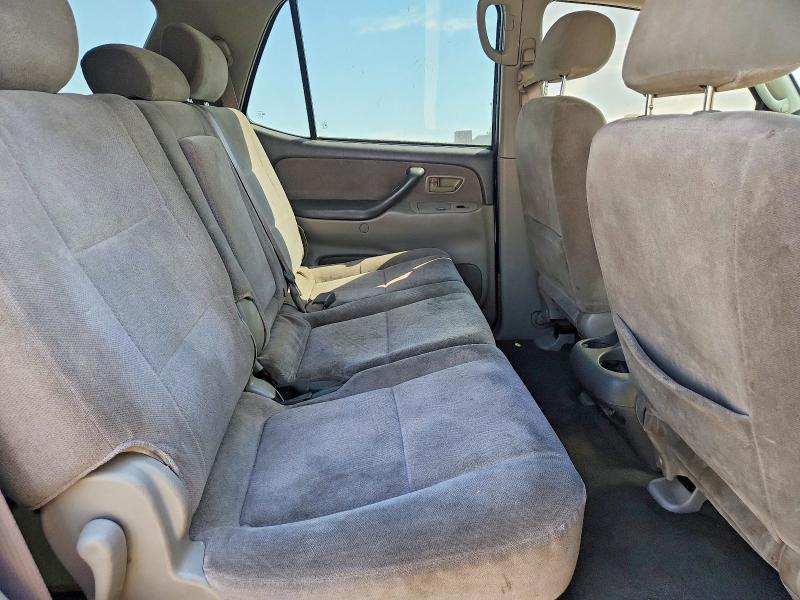 Photo 11 from auction – 2002 TOYOTA SEQUOIA with VIN 5TDZT34A72S072865