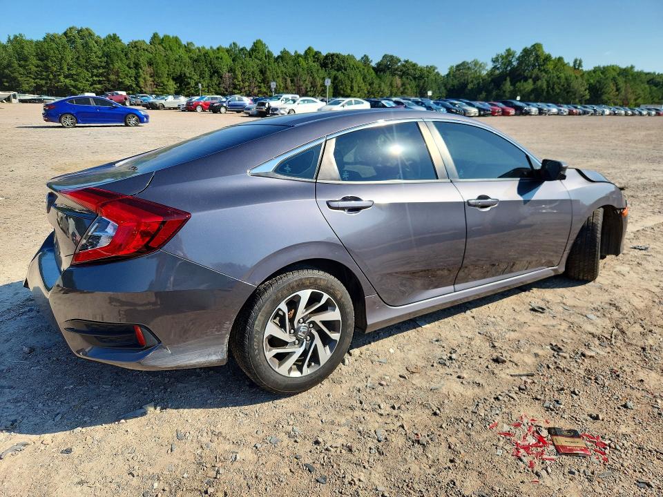 Photo 3 from auction – 2016 HONDA CIVIC with VIN 2HGFC2F73GH516040