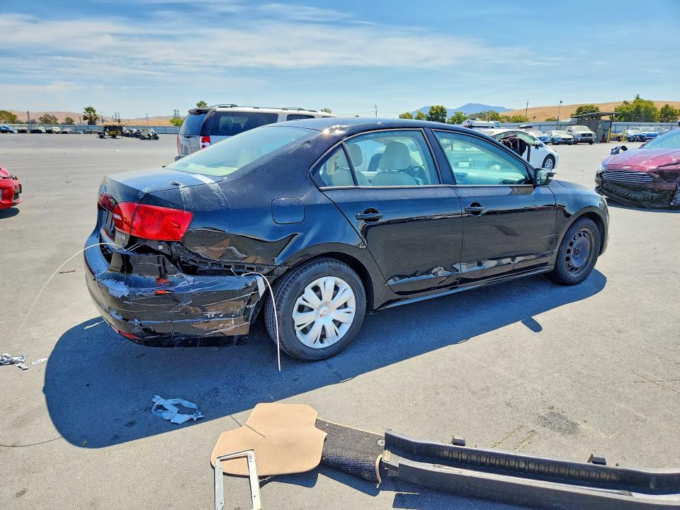 Photo 3 from auction – 2012 VOLKSWAGEN JETTA with VIN 3VWDP7AJ5CM417366
