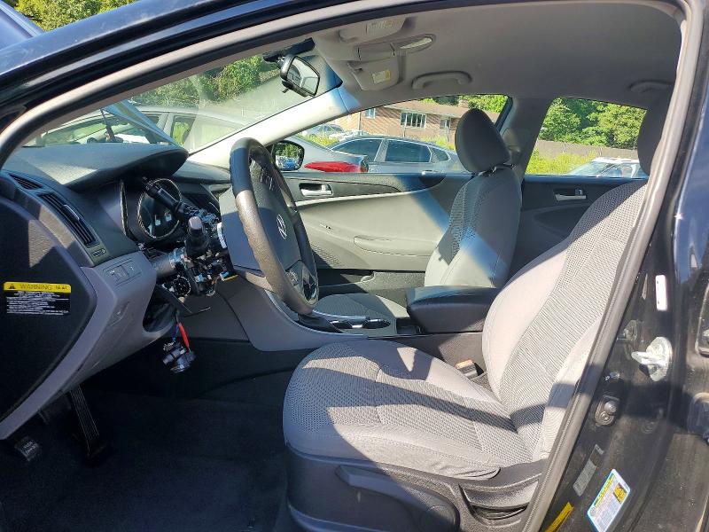 Photo 7 from auction – 2013 HYUNDAI SONATA with VIN 5NPEB4AC0DH721055