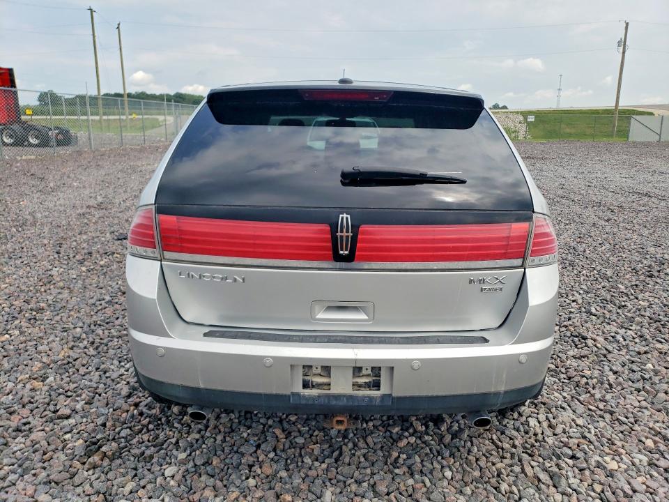 Photo 6 from auction – 2010 LINCOLN MKX with VIN 2LMDJ8JCXABJ15324
