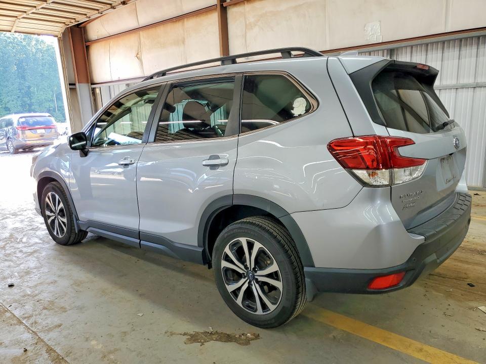 Photo 2 from auction – 2022 SUBARU FORESTER with VIN JF2SKAPC7NH432295