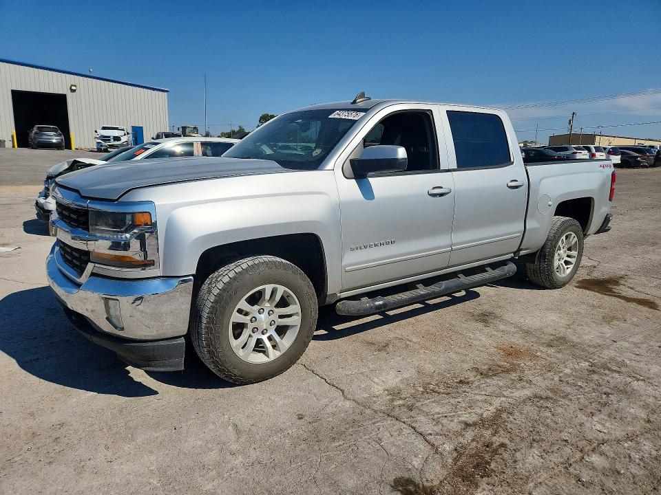2017 CHEVROLET SILVERADO - Търг №64375576