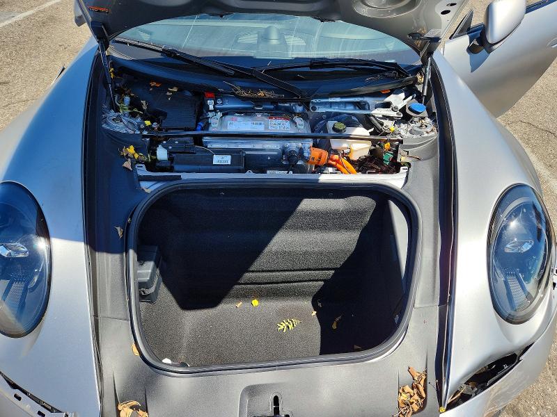Photo 11 from auction – 2025 PORSCHE 911 with VIN WP0AB2A92SS225941