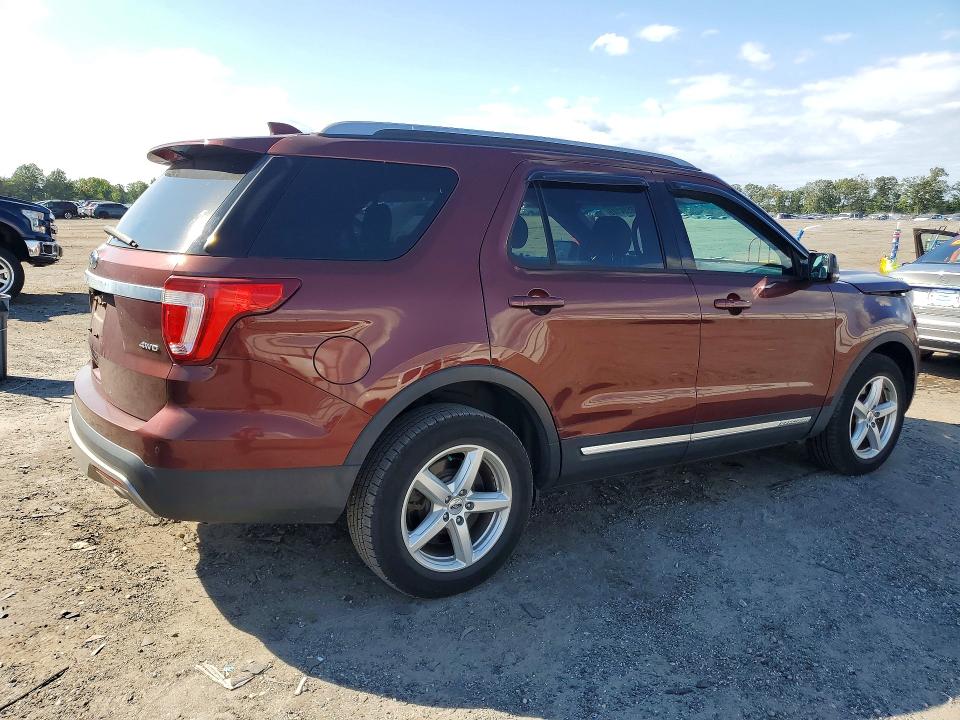 Photo 3 from auction – 2016 FORD EXPLORER with VIN 1FM5K8D82GGB00404