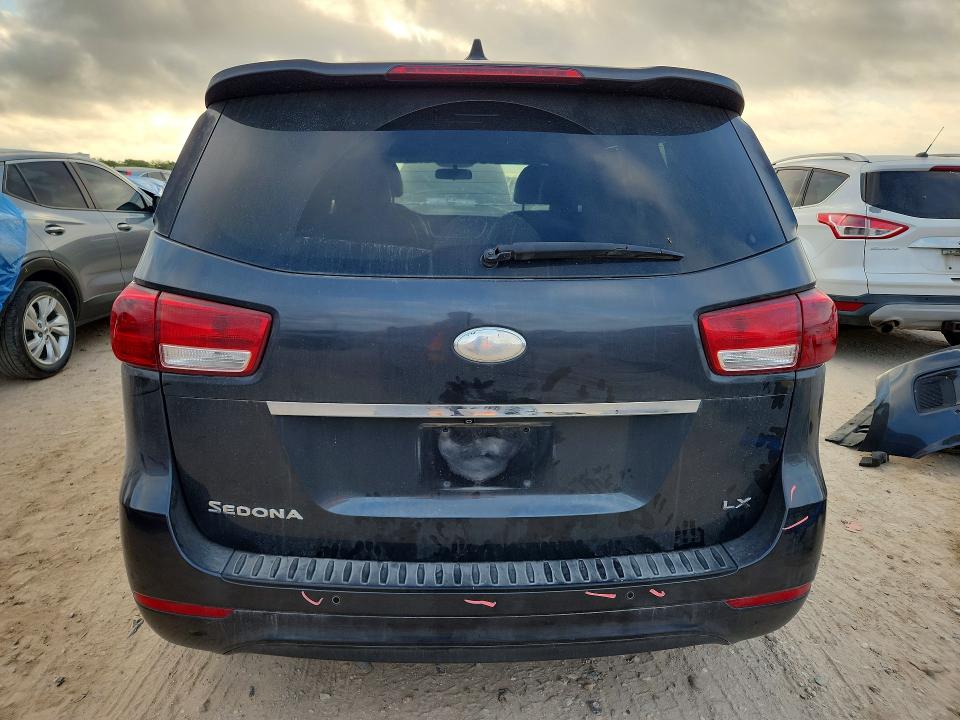 Photo 6 from auction – 2018 KIA SEDONA with VIN KNDMB5C10J6425388