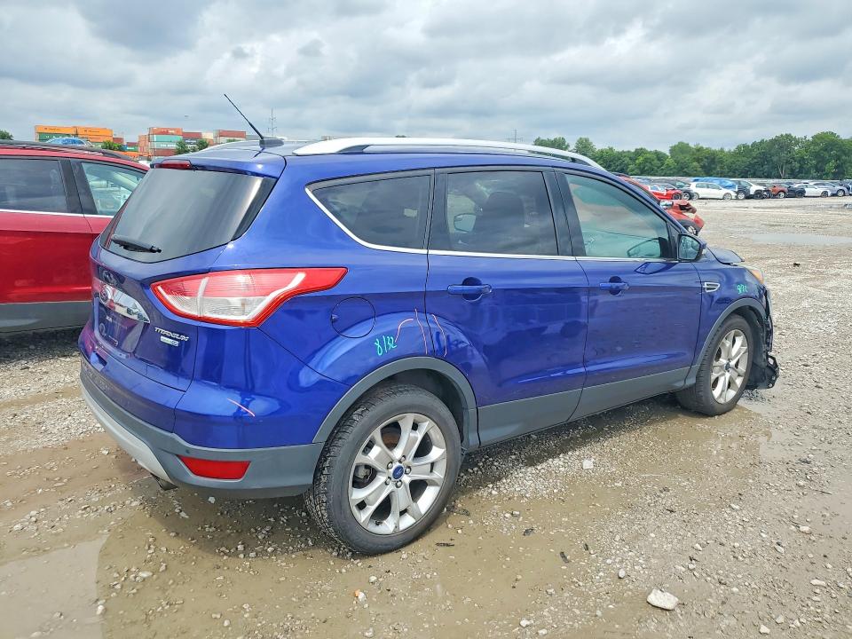 Photo 3 from auction – 2015 FORD ESCAPE with VIN 1FMCU9J96FUB59217