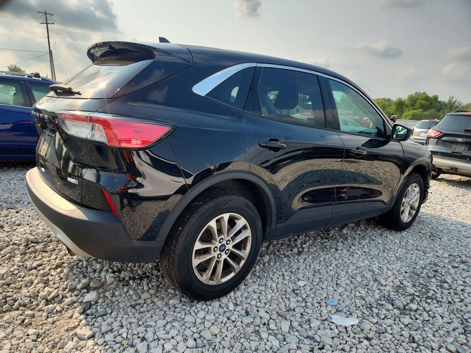 Photo 3 from auction – 2020 FORD ESCAPE with VIN 1FMCU9G62LUA58281