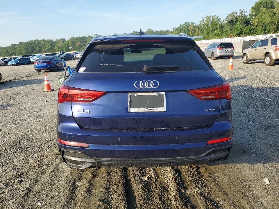 Photo 6 from auction – 2022 AUDI Q3 with VIN WA1DECF31N1047619