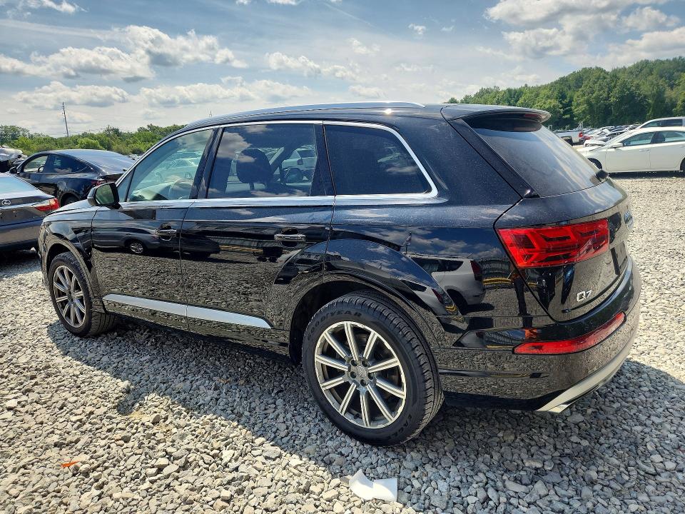 Photo 2 from auction – 2017 AUDI Q7 with VIN WA1LHAF79HD041726
