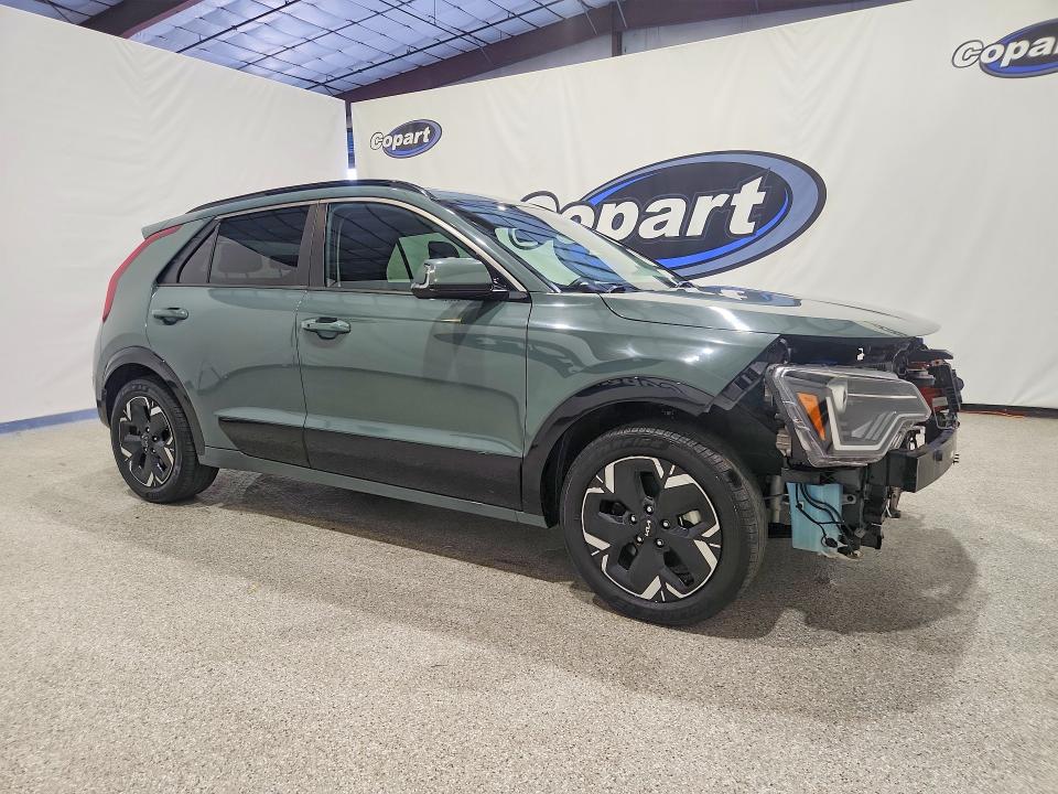 Photo 4 from auction – 2023 KIA NIRO with VIN KNDCR3L13P5033614