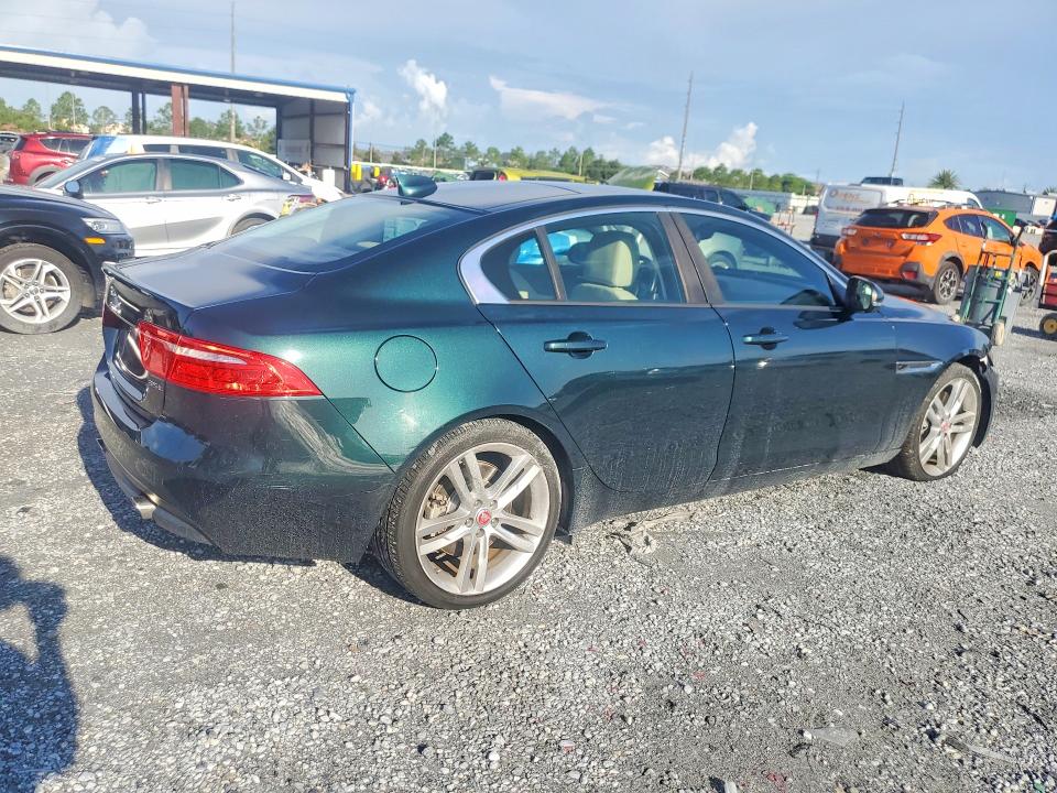 Photo 3 from auction – 2017 JAGUAR XE with VIN SAJAD4BV3HA972188
