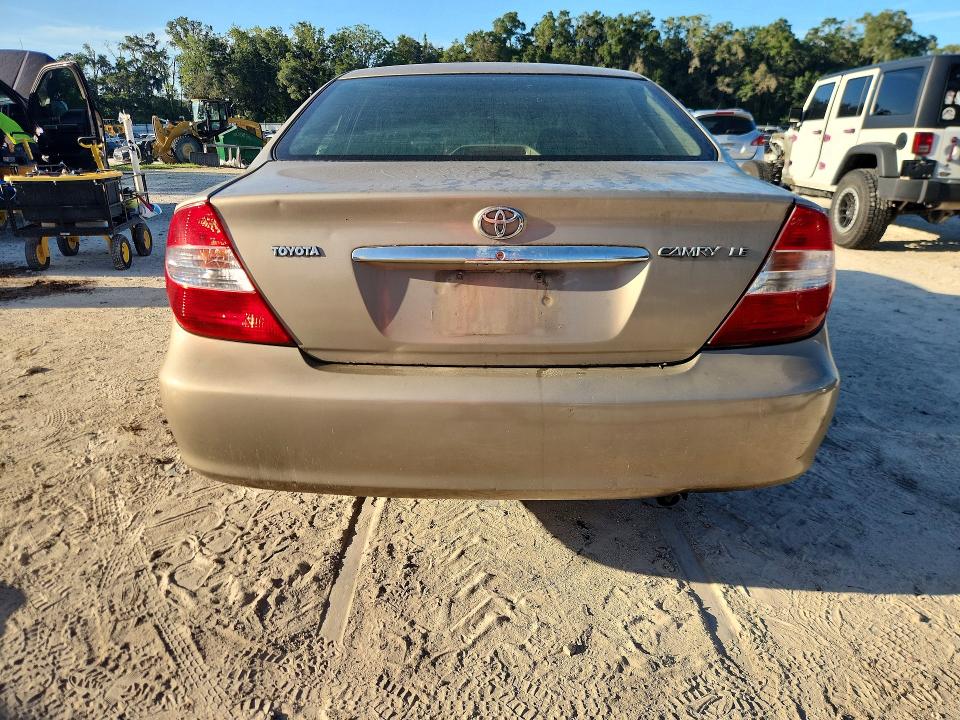 Photo 6 from auction – 2004 TOYOTA CAMRY with VIN 4T1BE32K54U321830