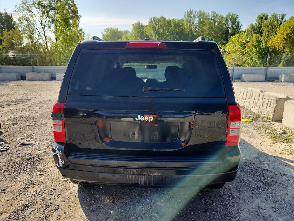 Photo 6 from auction – 2016 JEEP PATRIOT with VIN 1C4NJPBB5GD796046