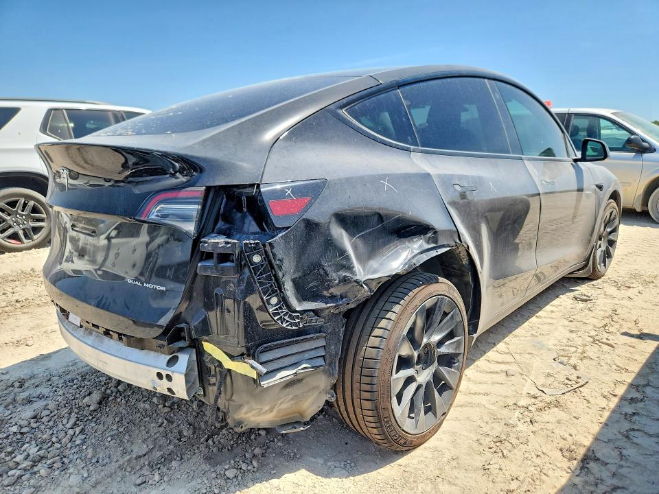 صورة رقم 3 من المزاد - 2021 TESLA MODEL  Y مع VIN 5YJYGDEE1MF260117