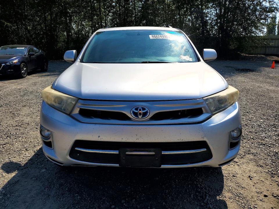 Photo 5 from auction – 2011 TOYOTA HIGHLANDER with VIN JTEBC3EH6B2001981