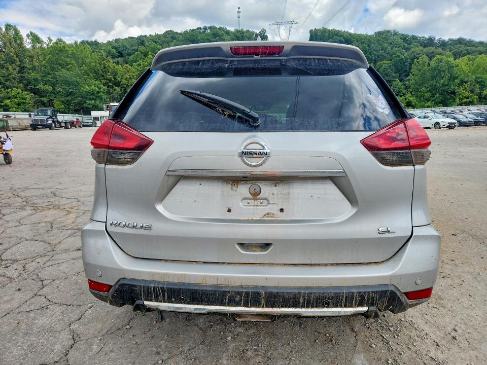 Снимка 6 от търг – 2019 NISSAN ROGUE с VIN 5N1AT2MT2KC819861