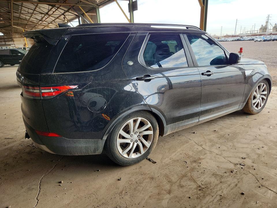 Photo 3 from auction – 2017 LAND ROVER DISCOVERY with VIN SALRRBBV8HA025096