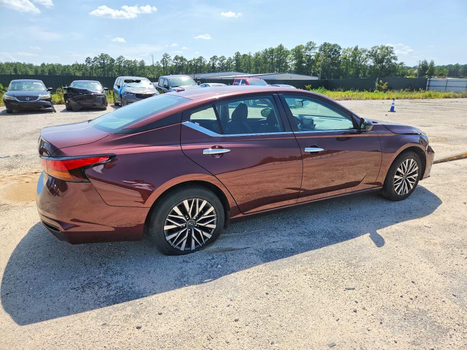 Photo 3 from auction – 2025 NISSAN ALTIMA with VIN 1N4BL4DV7SN380186