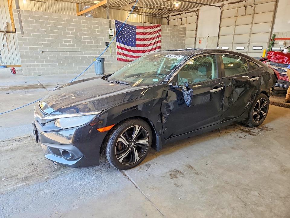HONDA CIVIC 2017 with VIN 19XFC1F92HE025983 - Photo from auction