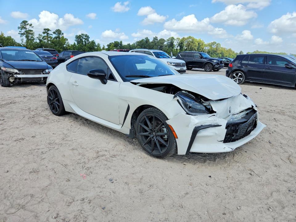 Photo 4 from auction – 2025 TOYOTA GR86 with VIN JF1ZNBE15S9759334