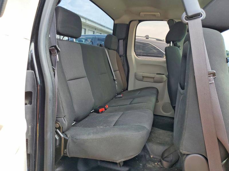 Photo 10 from auction – 2013 CHEVROLET SILVERADO with VIN 1GCRKPEA7DZ282618