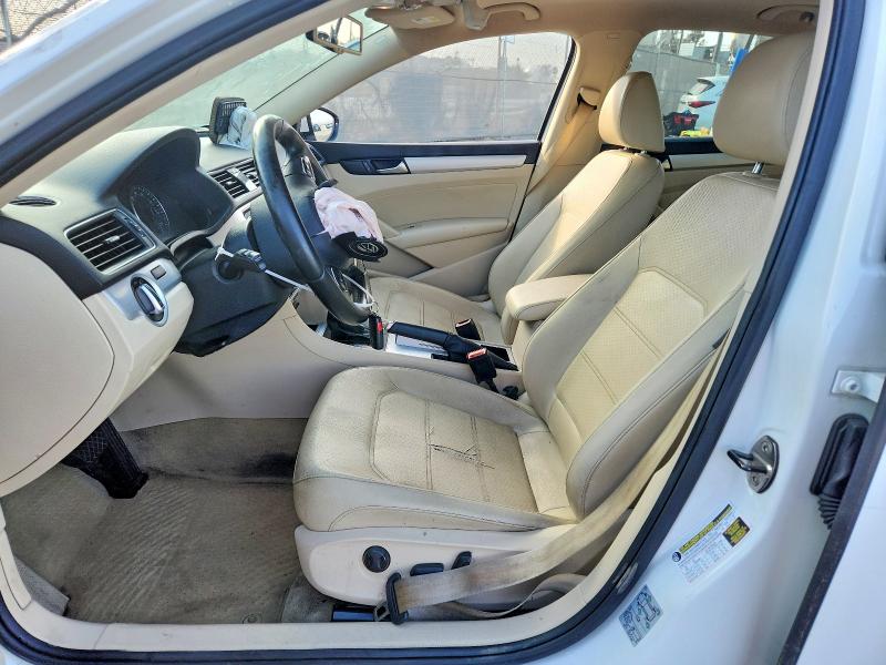 Photo 7 from auction – 2012 VOLKSWAGEN PASSAT with VIN 1VWBP7A30CC029374