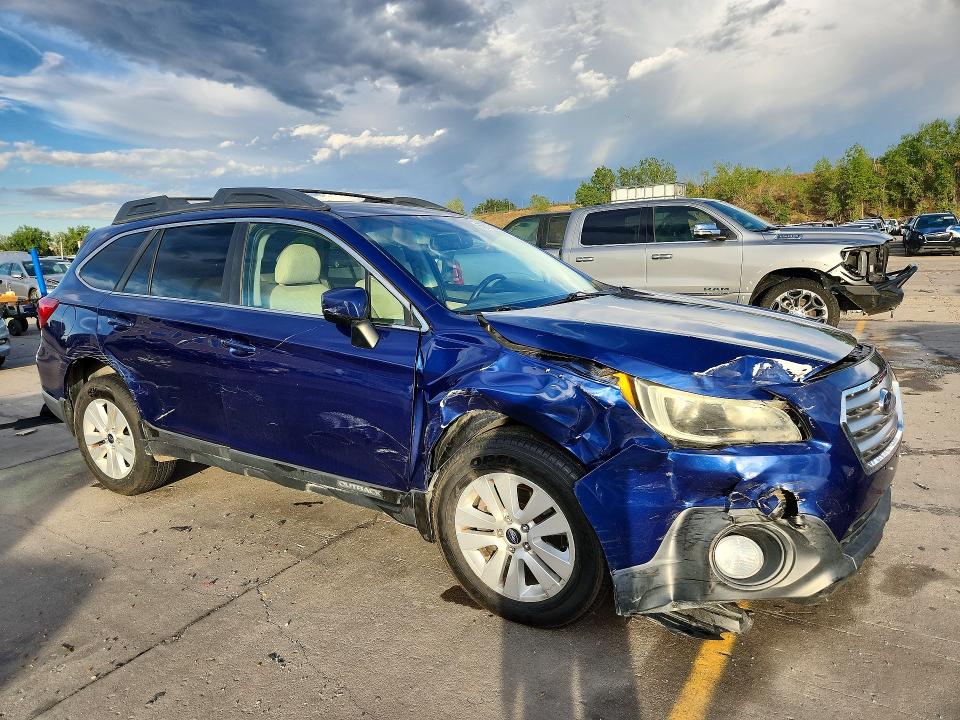 Photo 4 from auction – 2015 SUBARU OUTBACK with VIN 4S4BSADCXF3252614